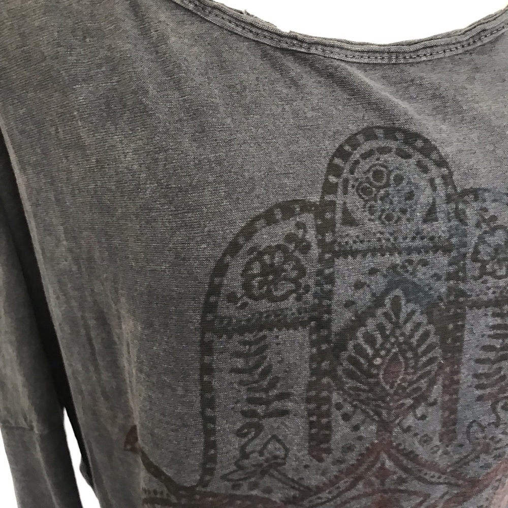 Sweater - Picture 2 of 6